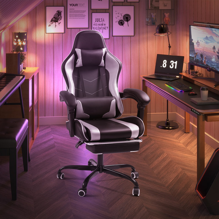 Gaming computer chair online with footrest